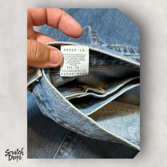 Levi's Men's 560 Loose Fit Tapered Leg Jeans W54 L32 Classic Comfortable Denim - Picture 2 of 5